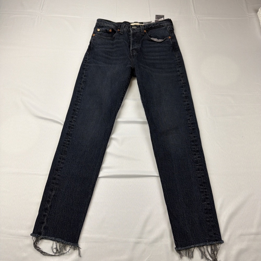 Levis Premium Jeans 24‎ Wedgie Skinny Black Denim Stretch Raw Hem Button Fly